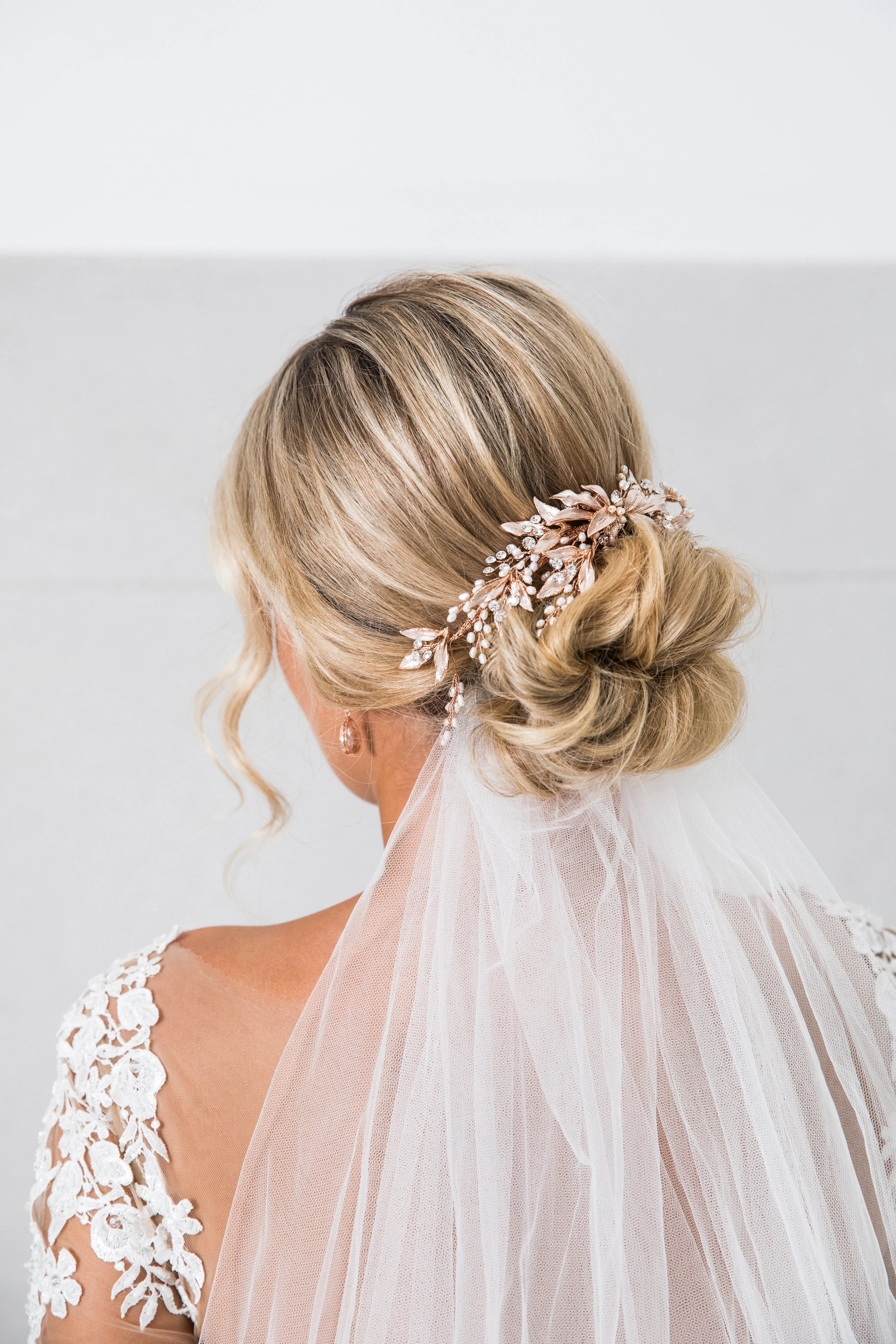 Amelia - Statement Leaf Crystal Pearl Bridal Comb