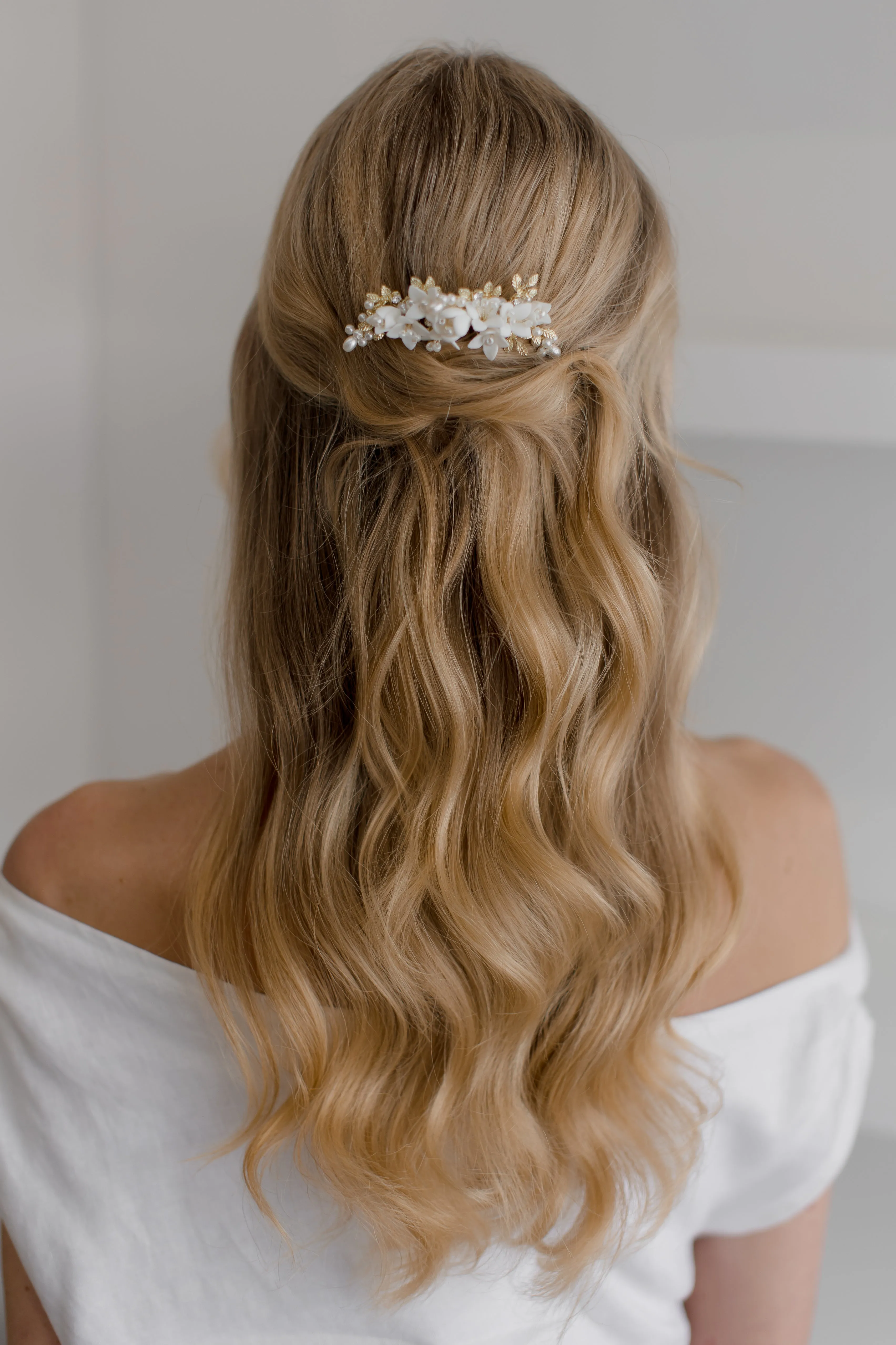 Cora - Porcelain Floral & Pearl Bridal Hair Comb