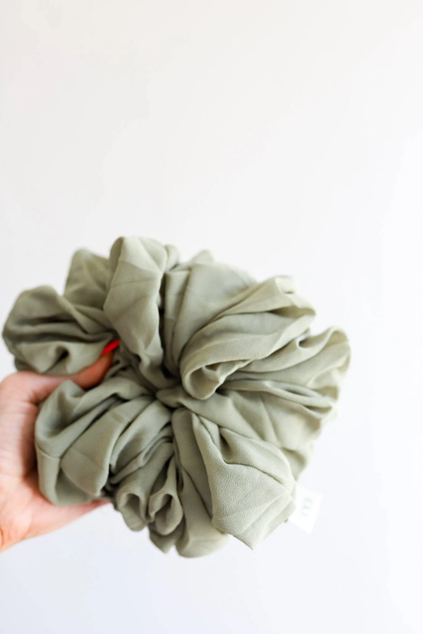 OLIVE GREEN JUMBO SCRUNCHIE